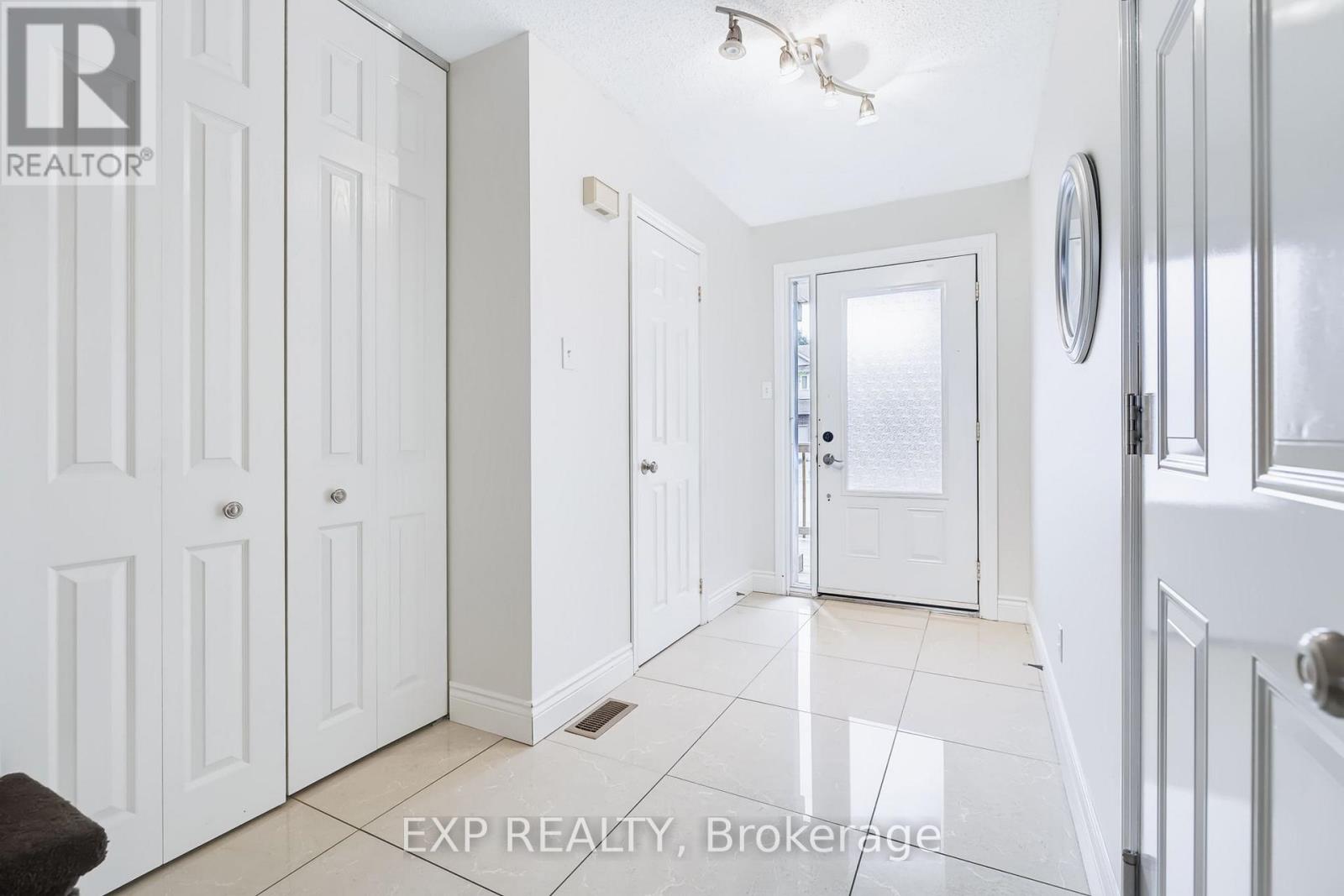 110 Cedarock Drive Property Photo 4
