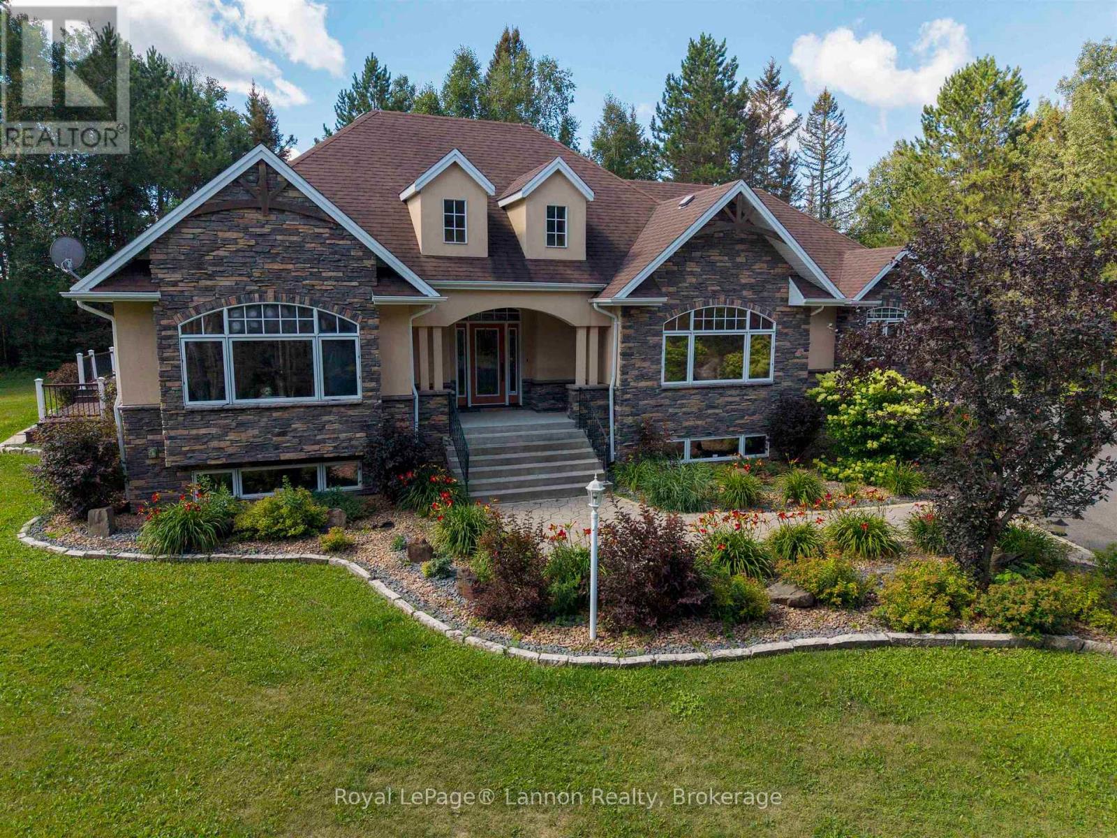 791 Hilldale Road Property Photo 1