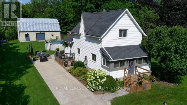 758016 2nd Line E Property Photo 1