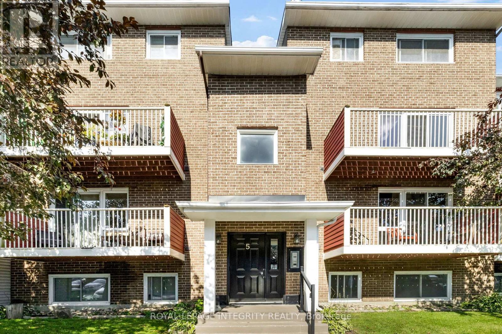 503 - 1589 St Bernard Street Property Photo 1