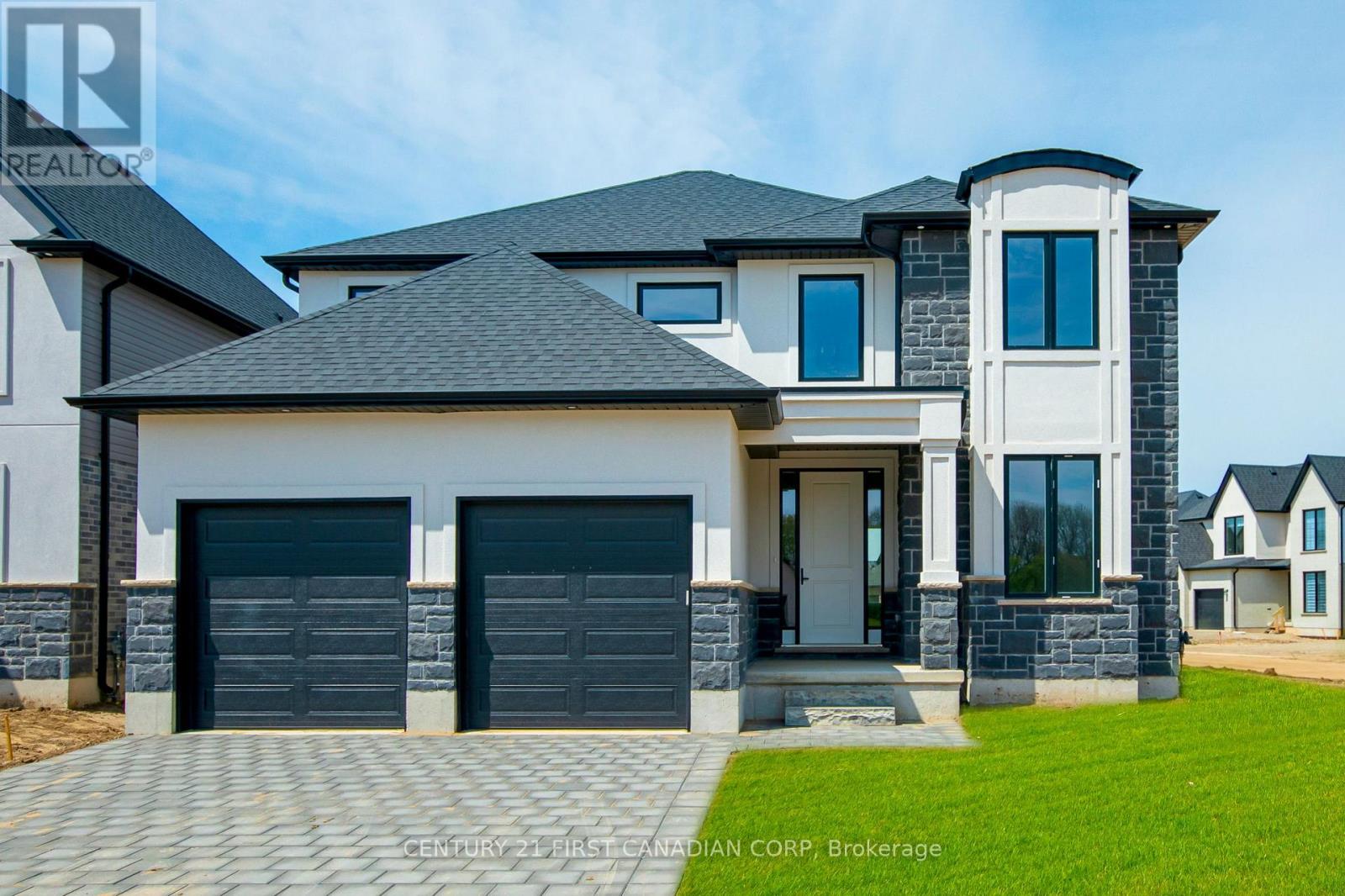 100 ASPEN CIRCLE Property Photo 1