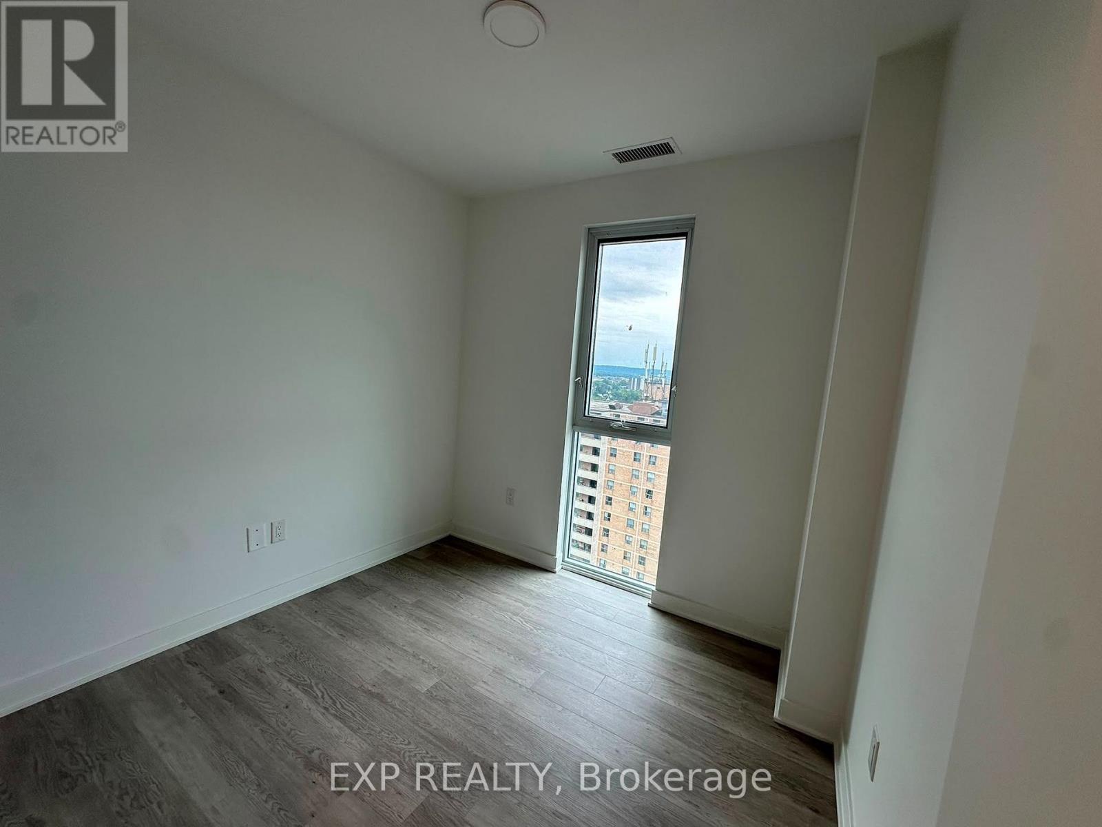 1607 - 2782 Barton Street E Property Photo 10