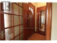 35 Barons Avenue S Property Photo 5