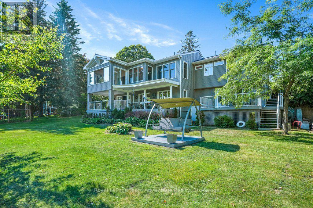 6 GINNIE STREET