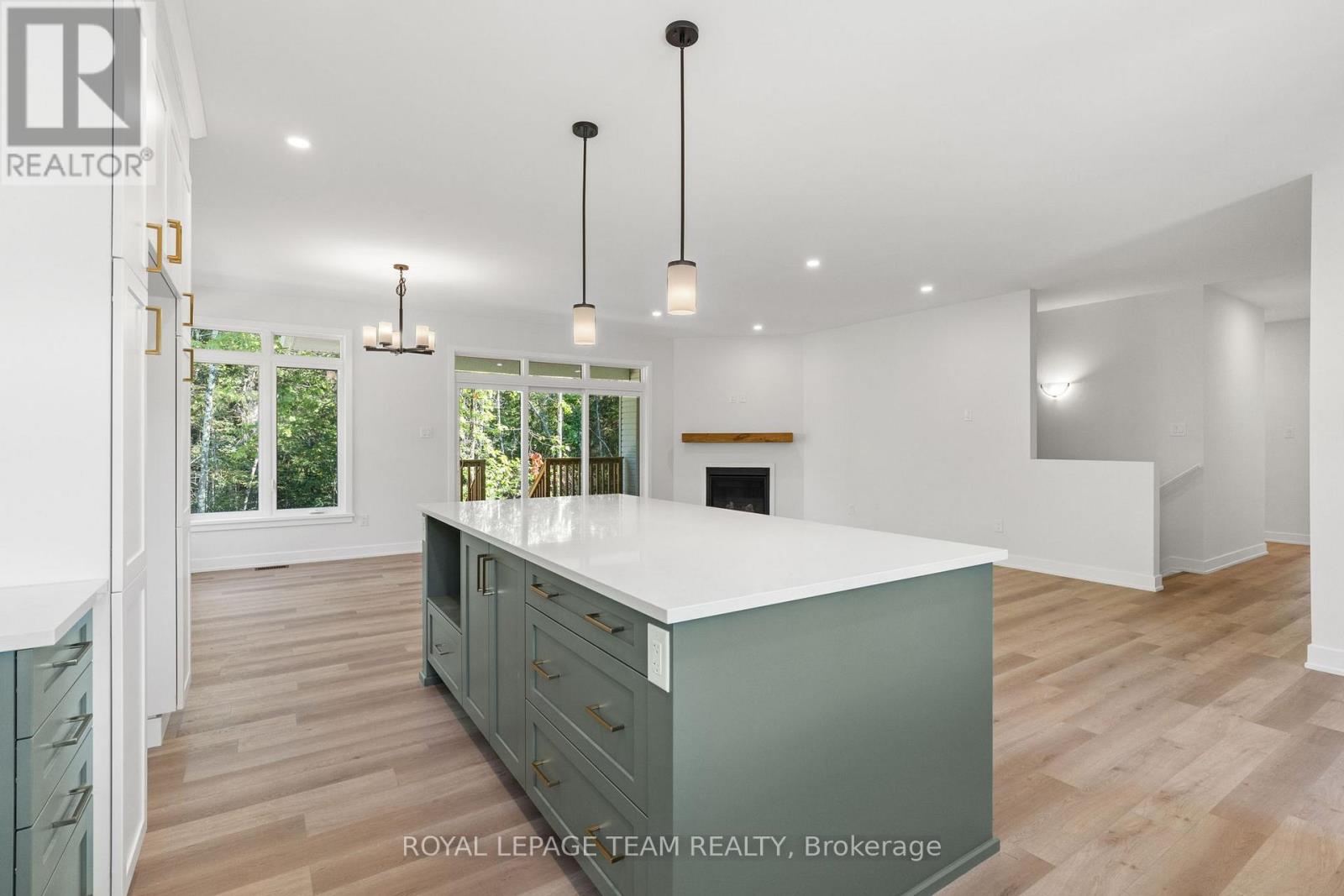 101 Alcock Drive Property Photo 8