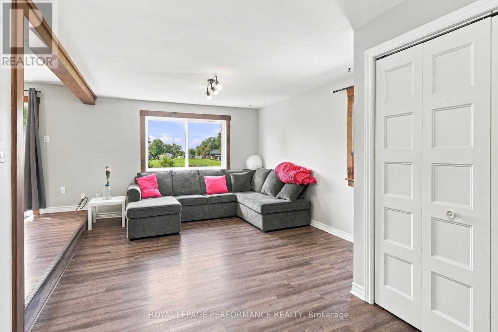 2971 Chartrand Street Property Photo 6