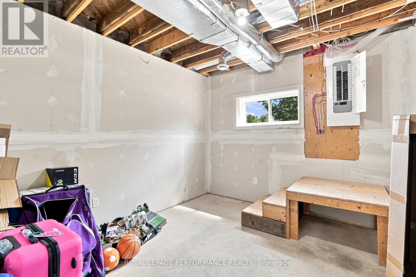 2971 Chartrand Street Property Photo 22