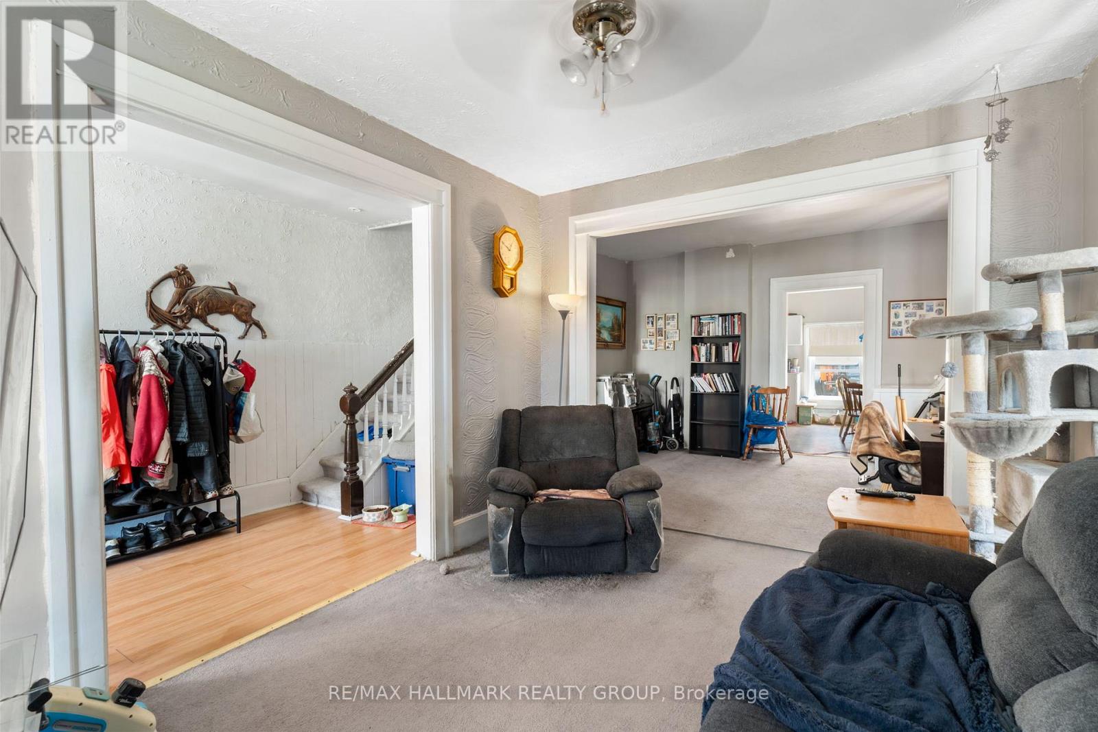 101 Pearl Street W Property Photo 6