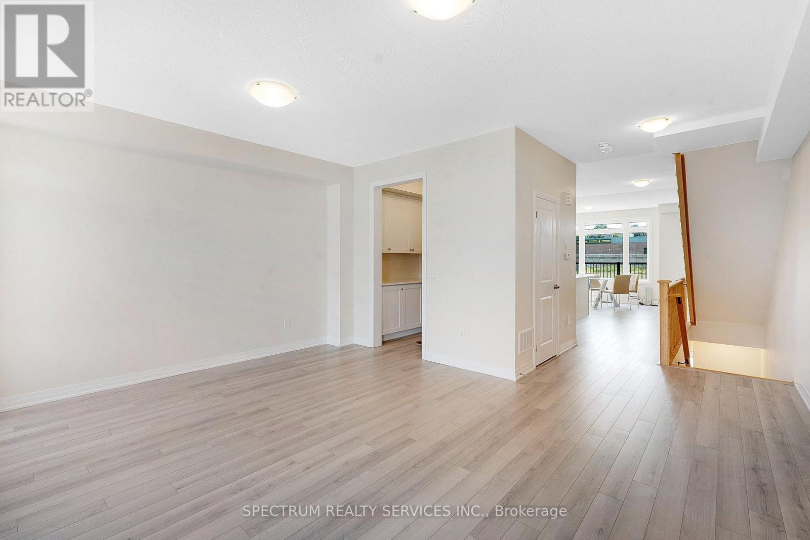 108 - 585 Colborne Street E Property Photo 20