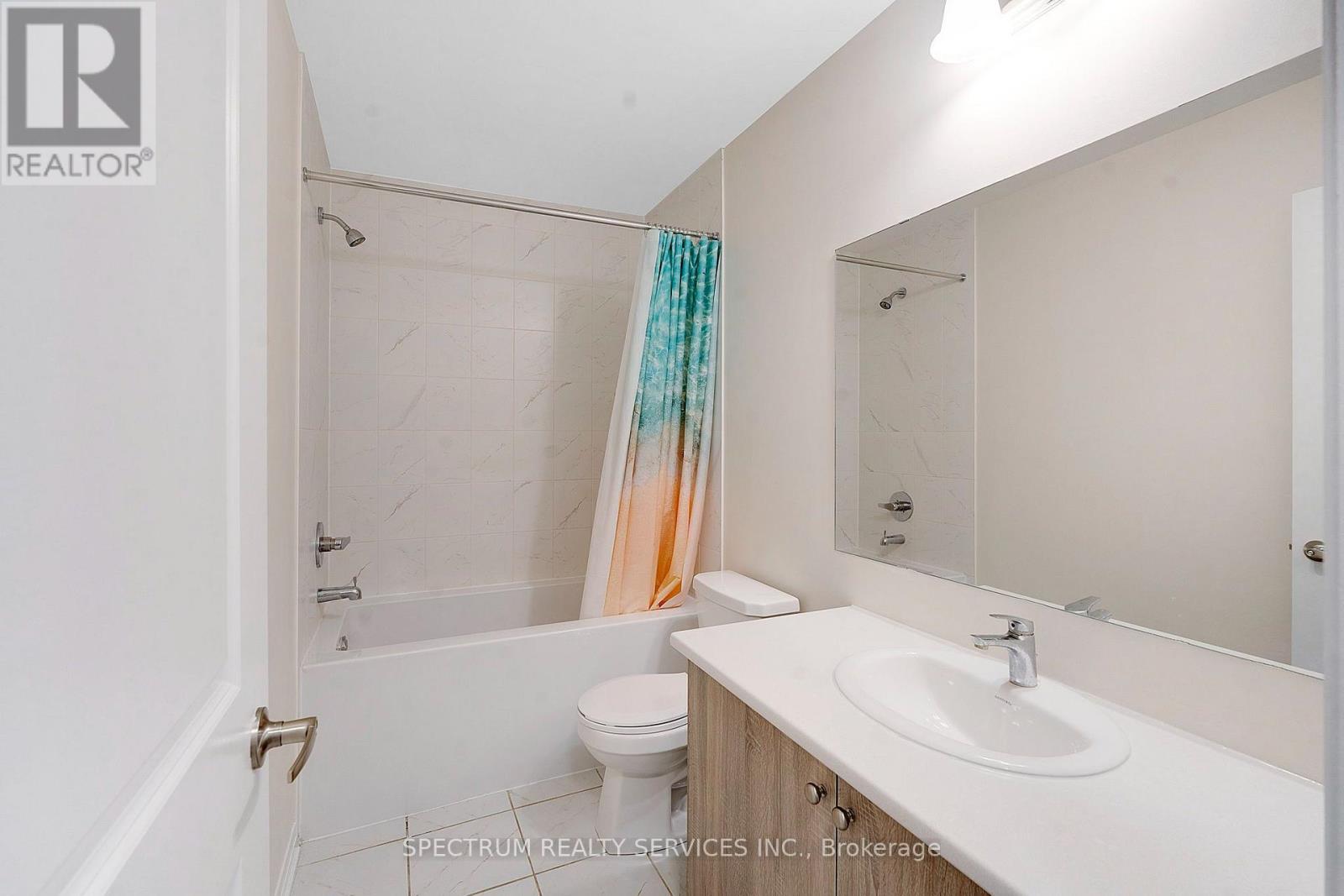 108 - 585 Colborne Street E Property Photo 35