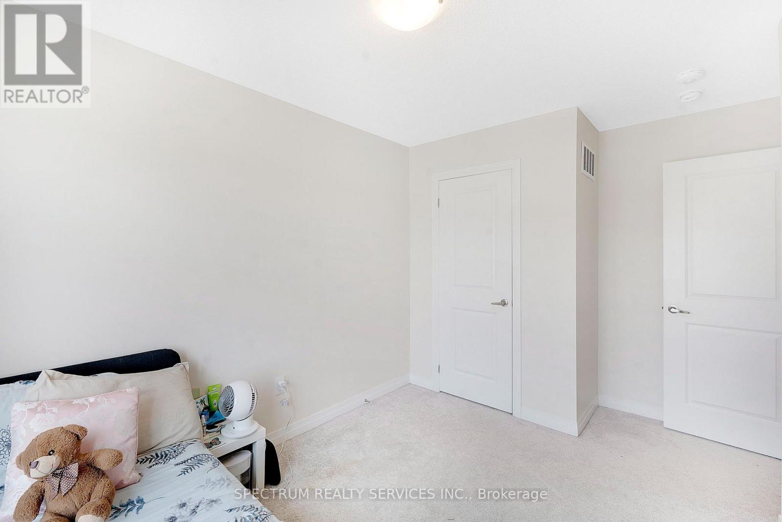 108 - 585 Colborne Street E Property Photo 37