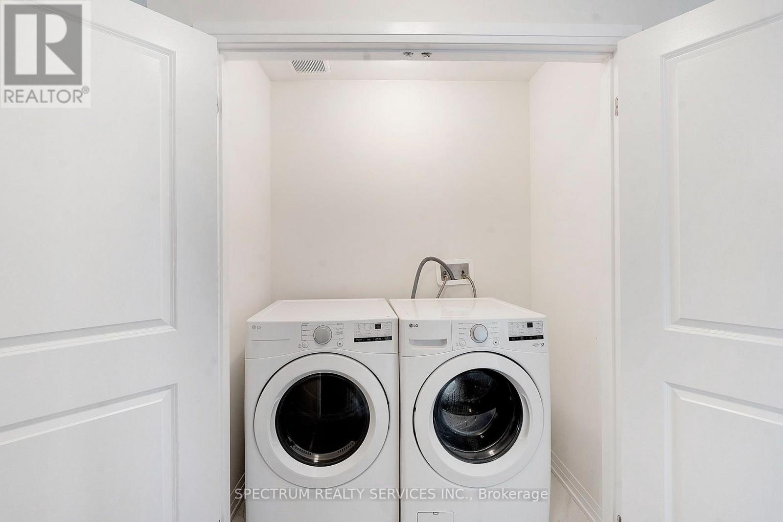 108 - 585 Colborne Street E Property Photo 39