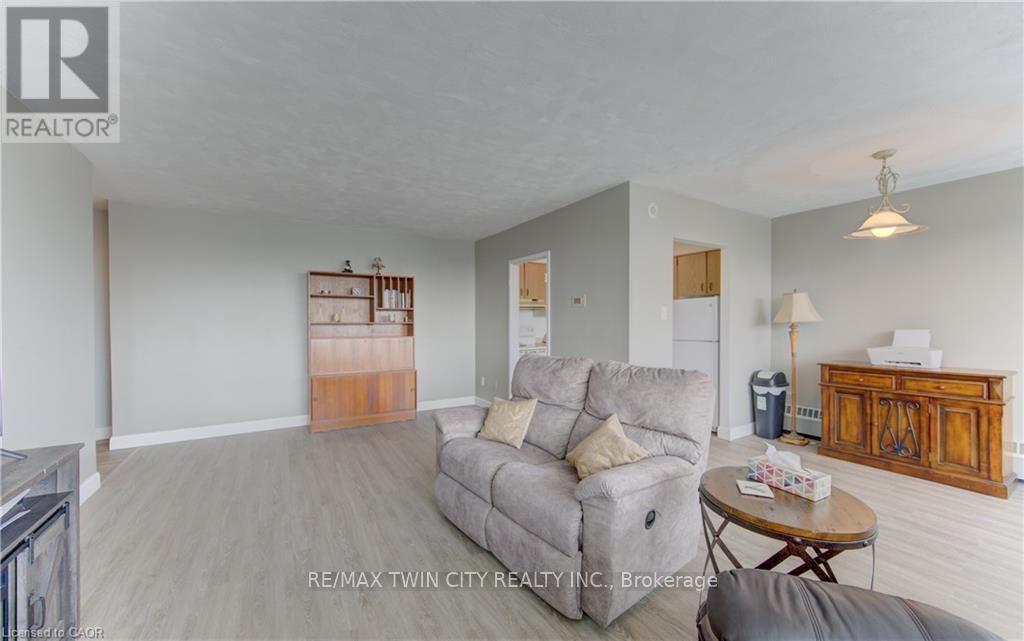 403 - 24 Midland Drive Property Photo 4