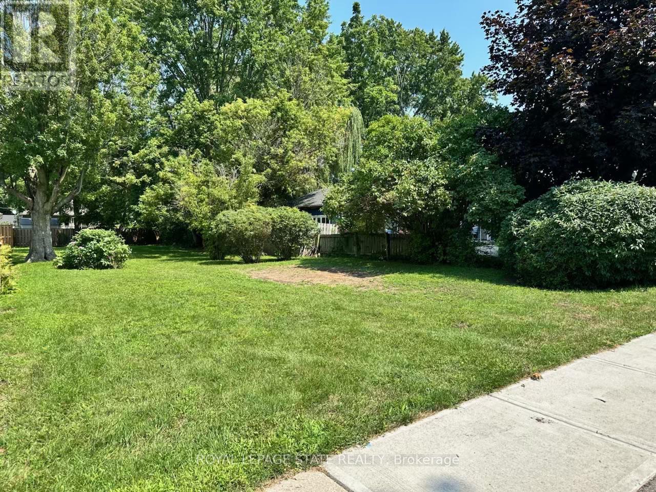 Vl North Cayuga Street W Property Photo 1