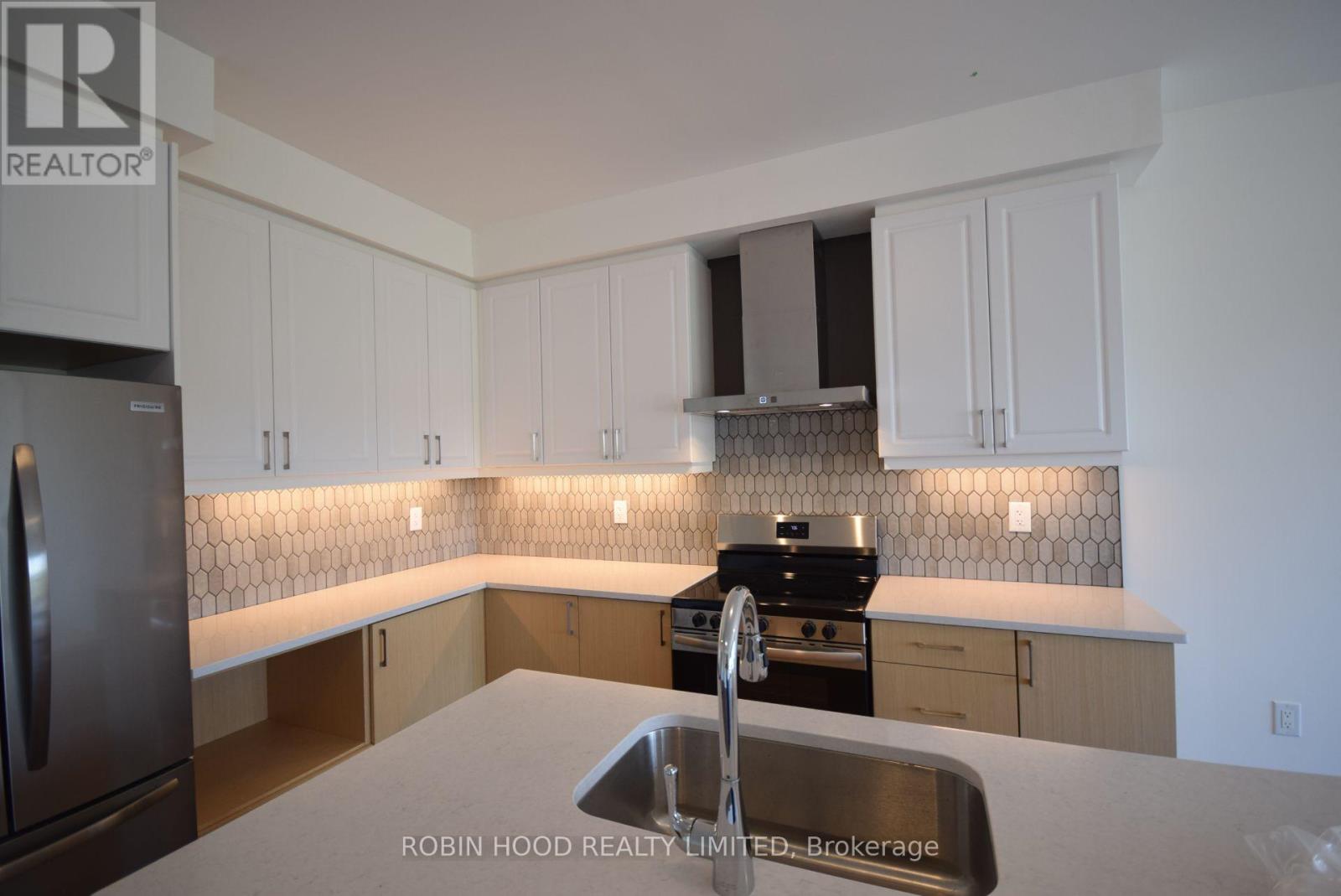 135 Colborne Street Property Photo 3