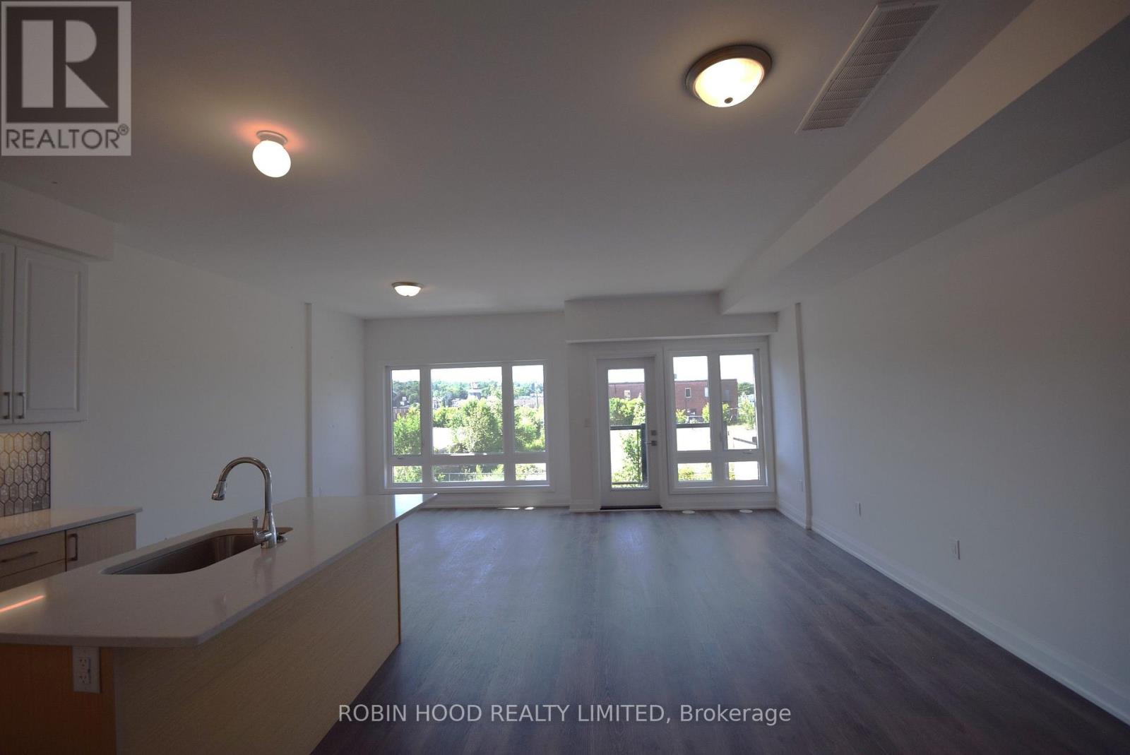 135 Colborne Street Property Photo 5