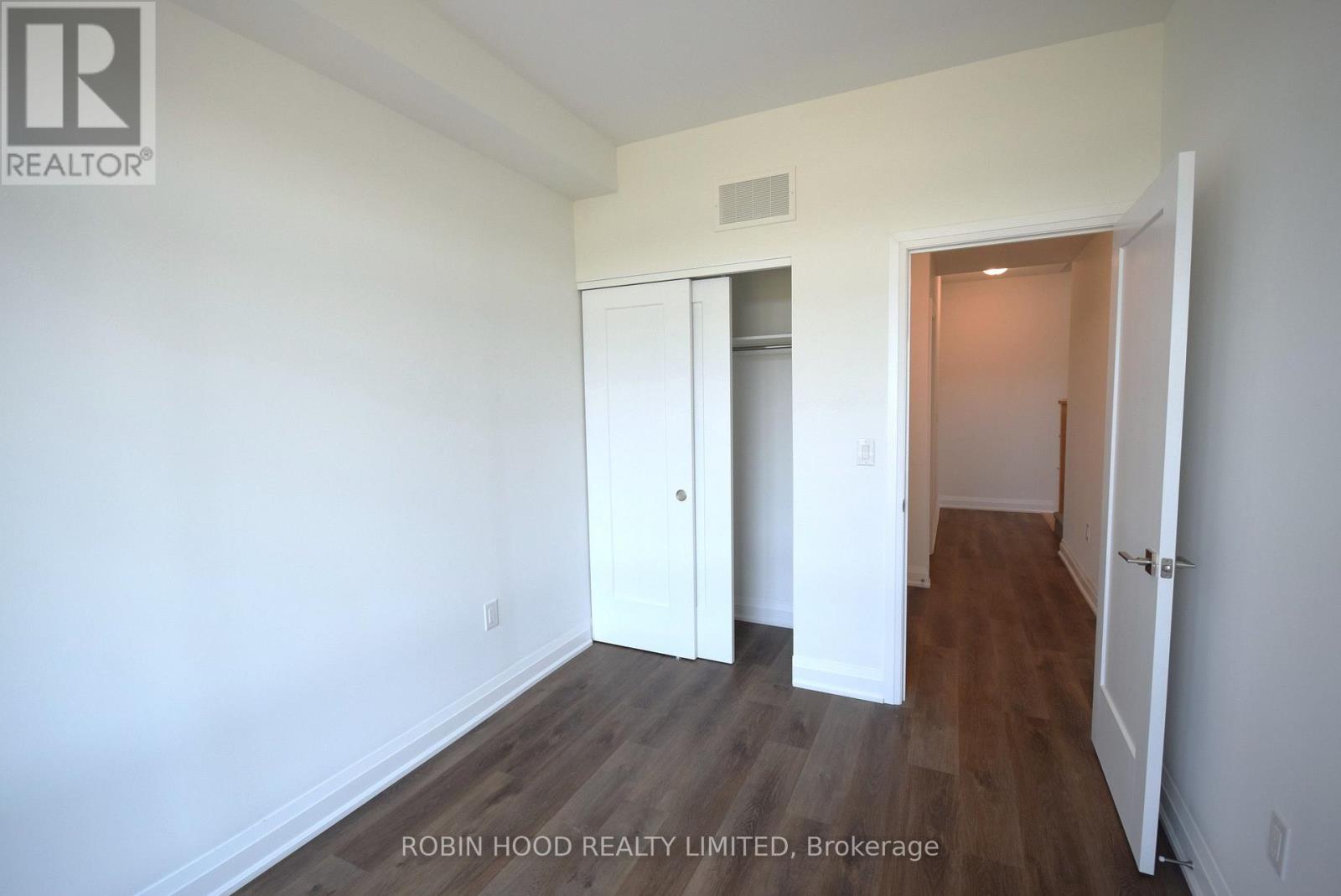 135 Colborne Street Property Photo 14