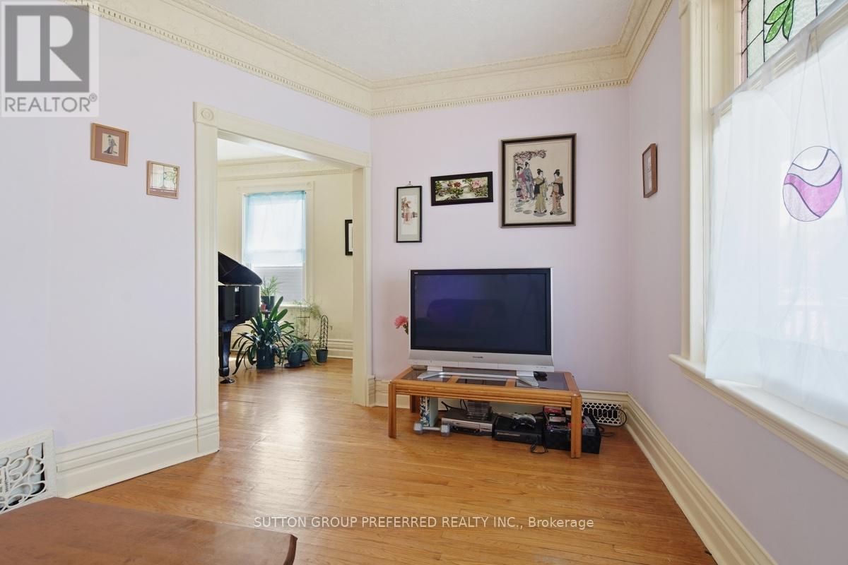178 East Street Property Photo 10
