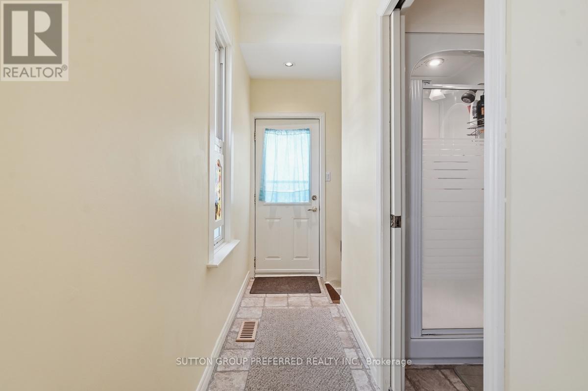178 East Street Property Photo 21
