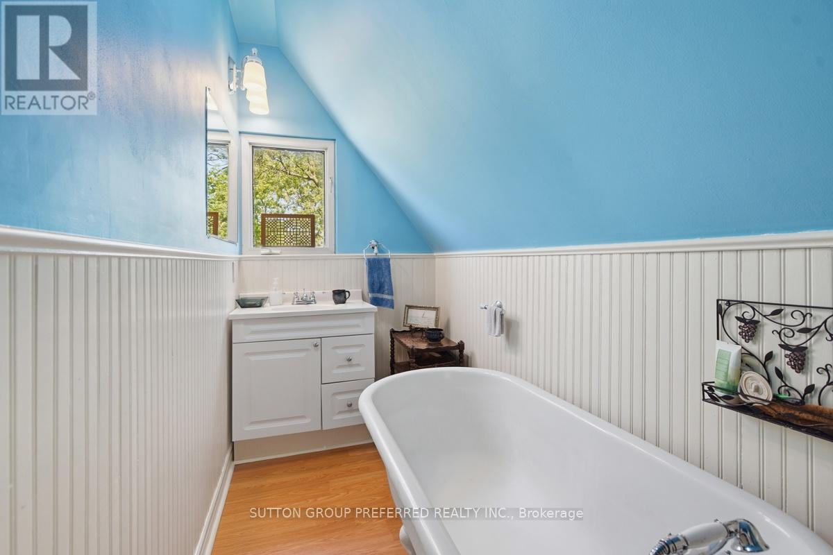 178 East Street Property Photo 29