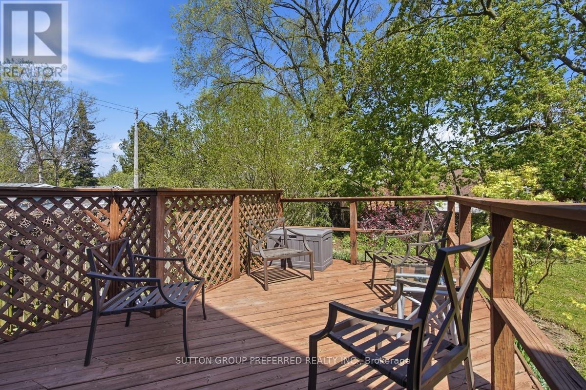 178 East Street Property Photo 37