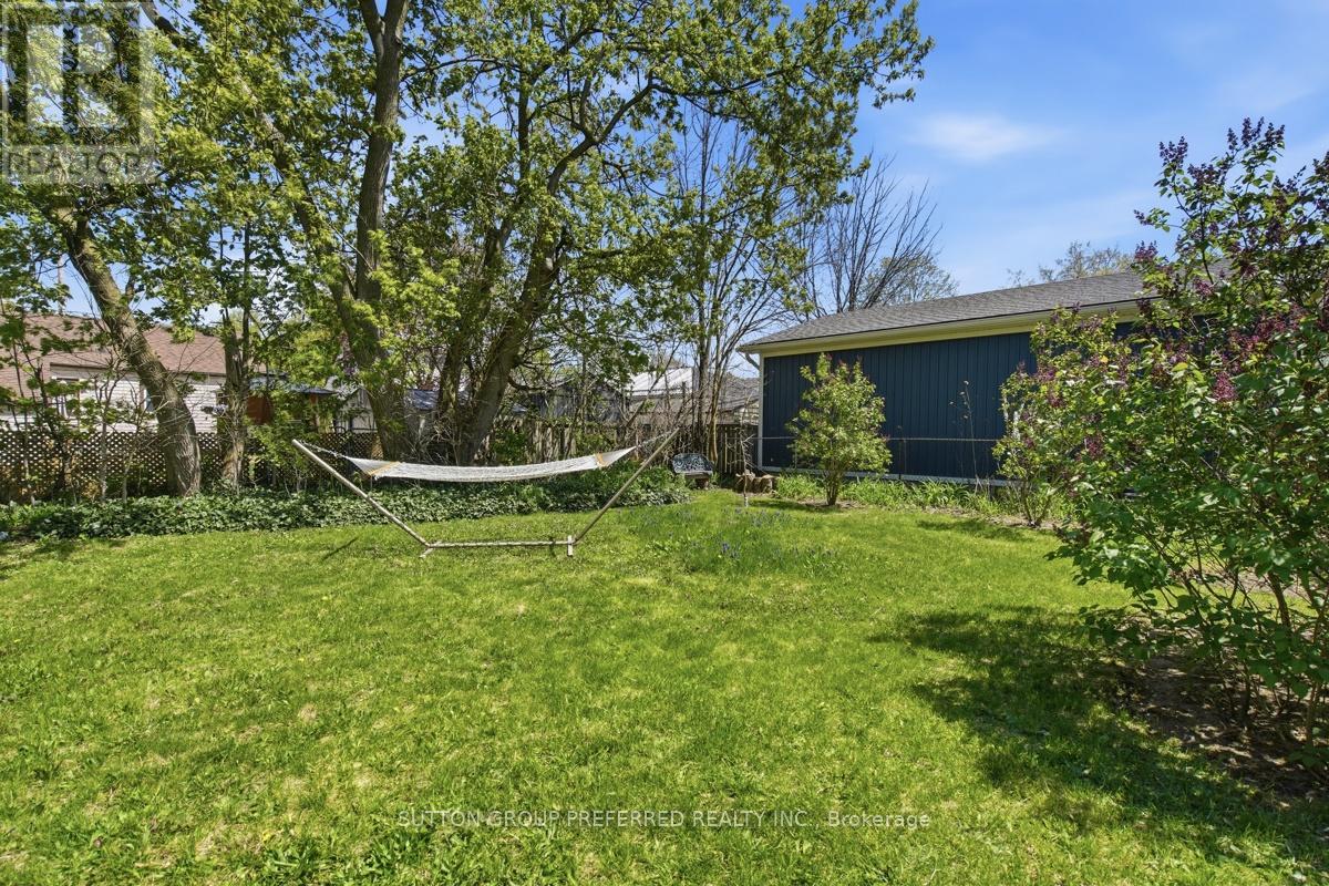 178 East Street Property Photo 40