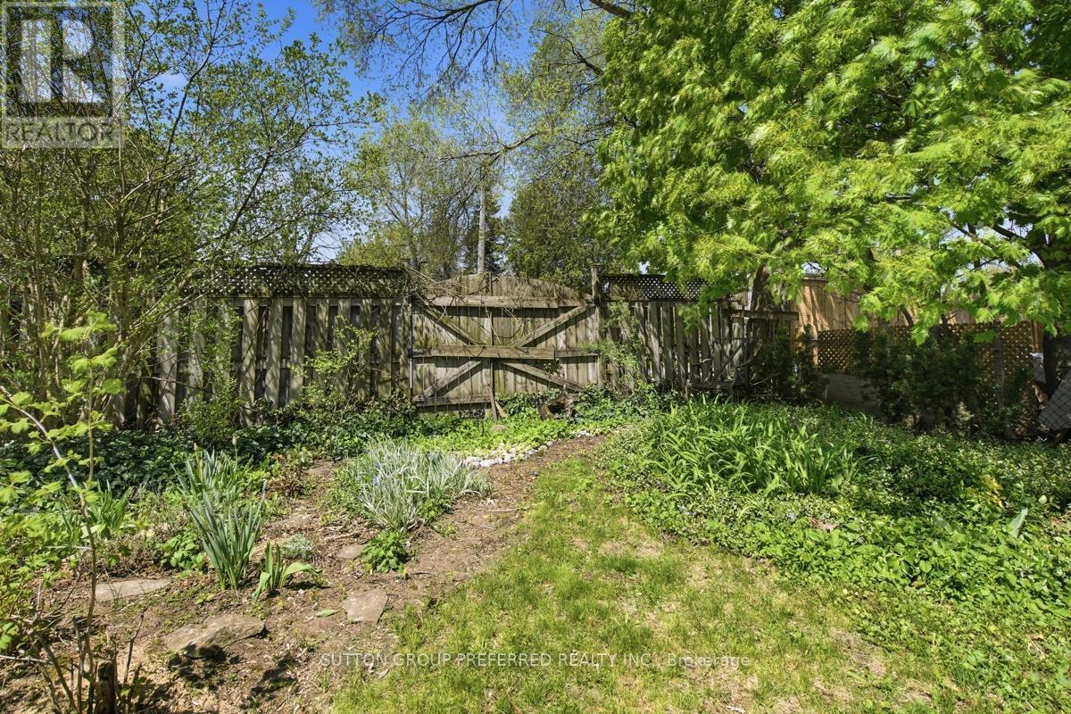178 East Street Property Photo 41