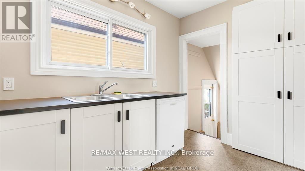 959 Westminster Boulevard Property Photo 15