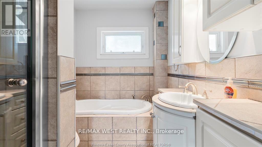 959 Westminster Boulevard Property Photo 20