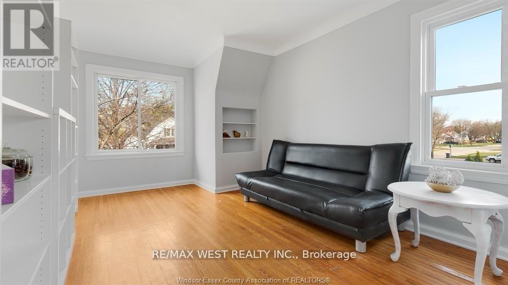 959 Westminster Boulevard Property Photo 22