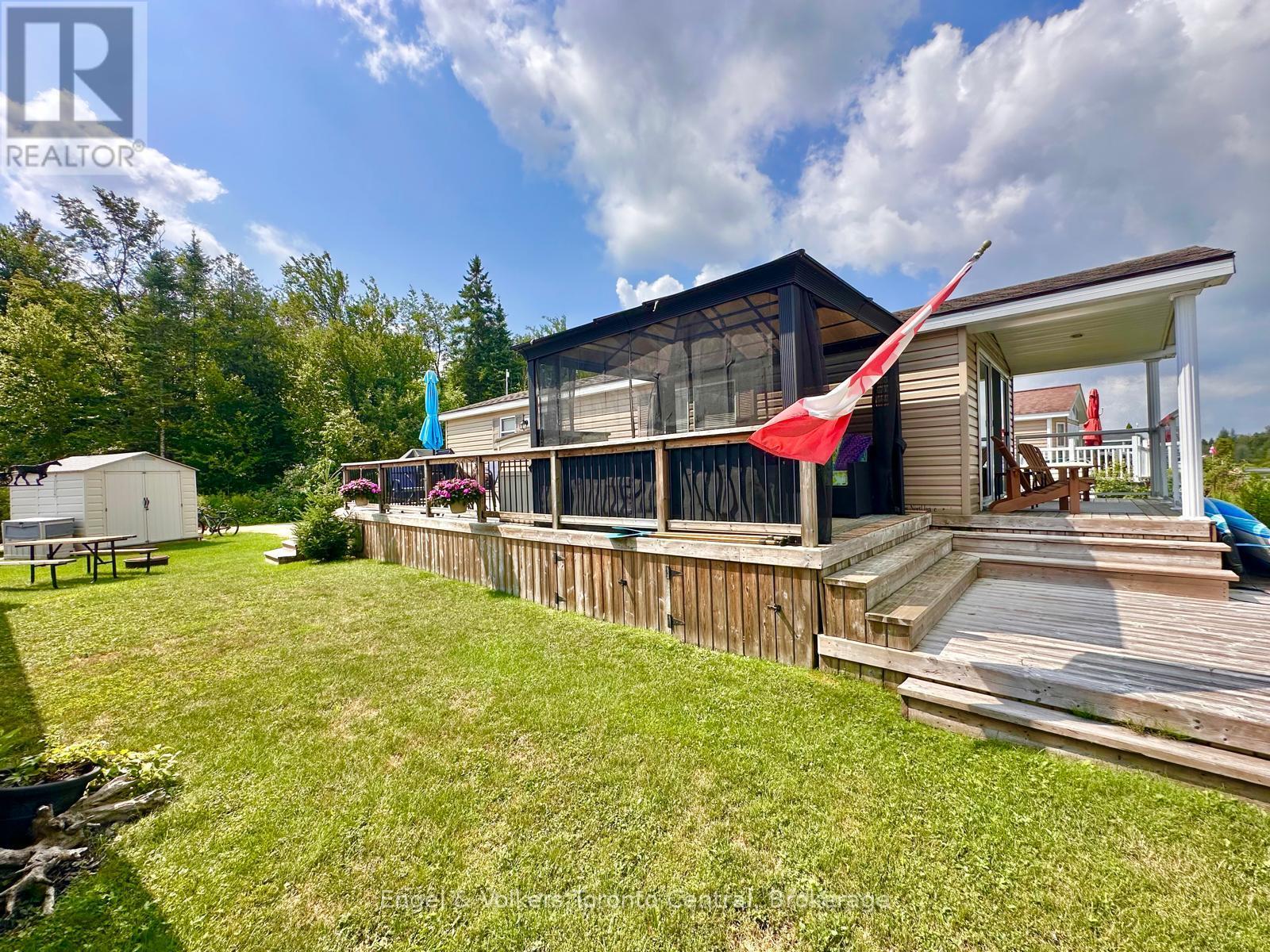 T115 - 7489 Sideroad 5 E Property Photo 26