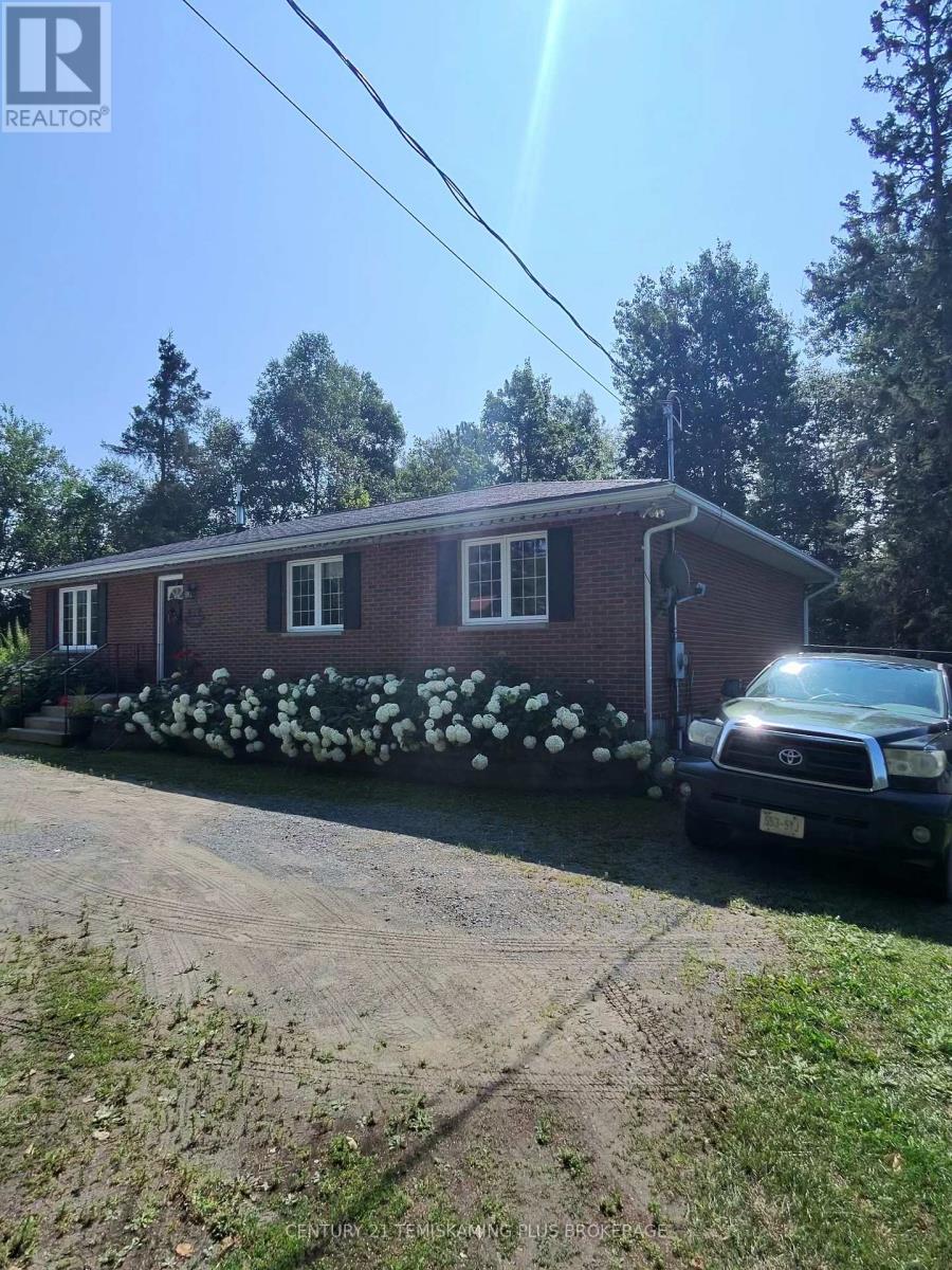 43 O'connor Drive Property Photo 1