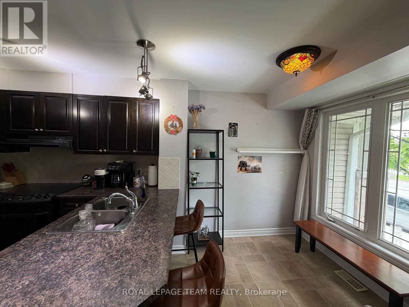 A - 419 Chapman Mills Drive Property Photo 10