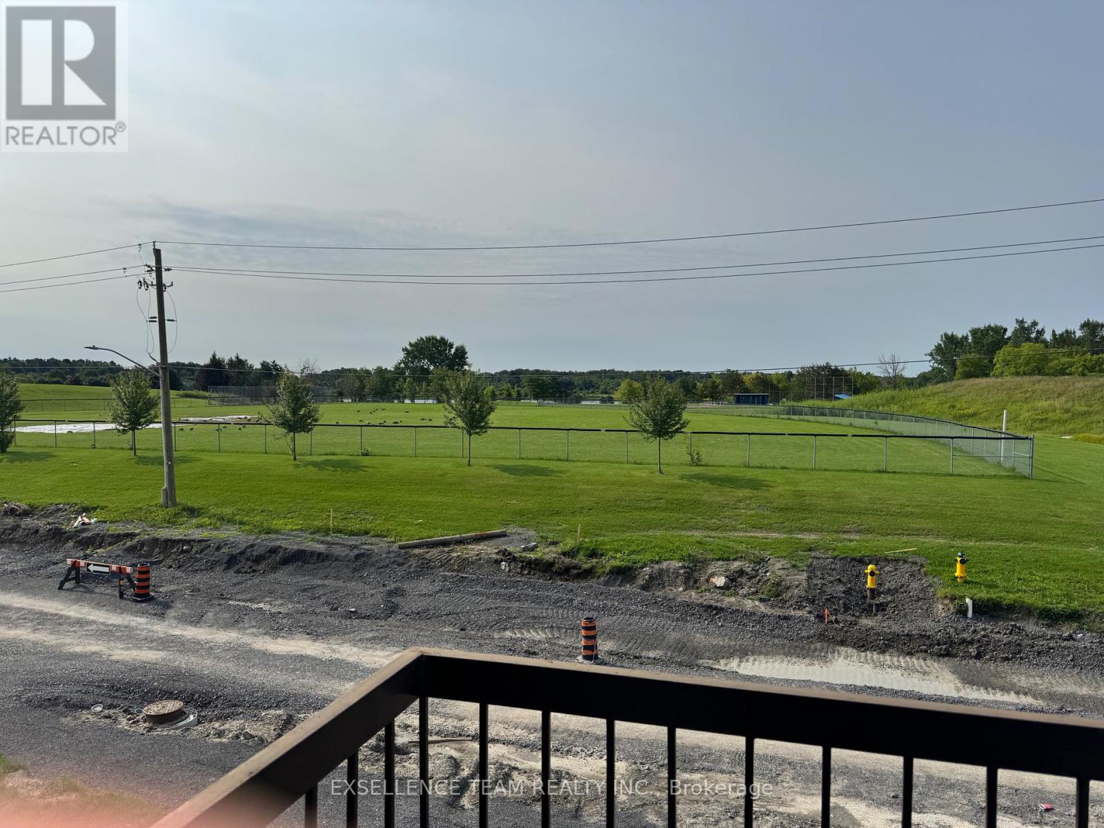 12 - 75 Race Street Property Photo 2