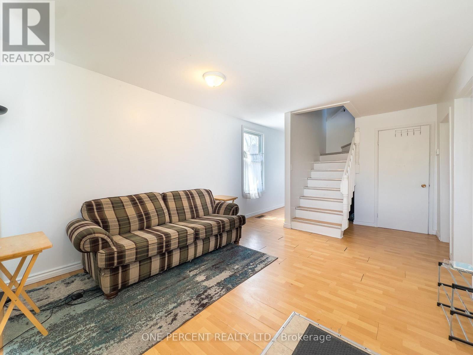 138 Chatham Street Property Photo 5