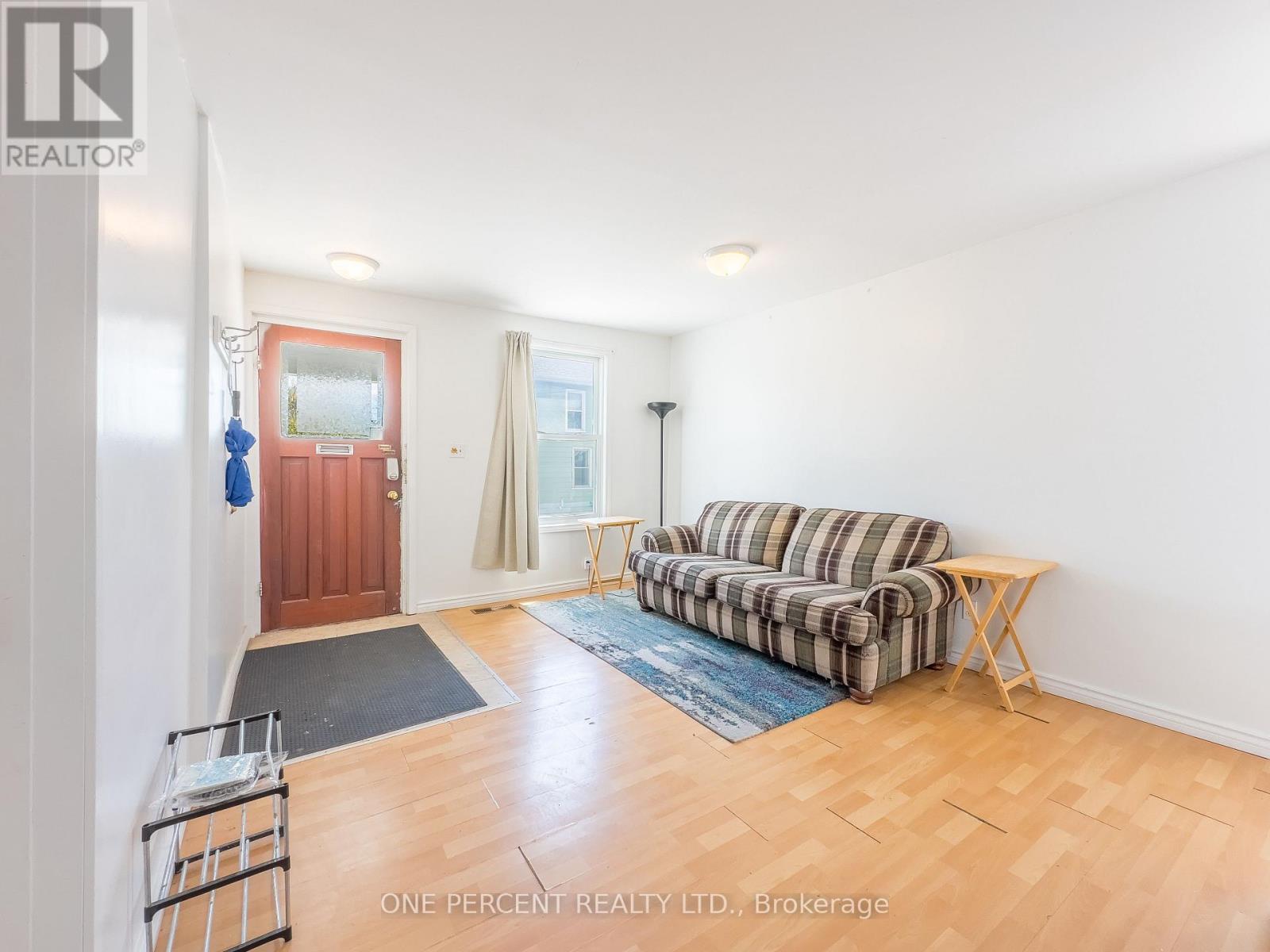 138 Chatham Street Property Photo 6