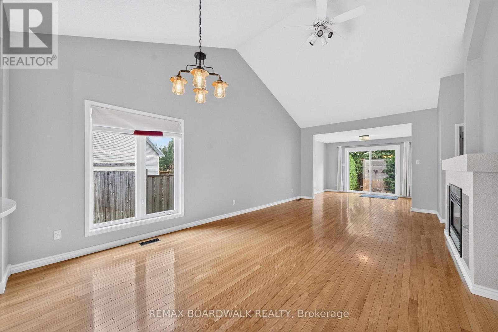 22 Burnstead Crescent Property Photo 4