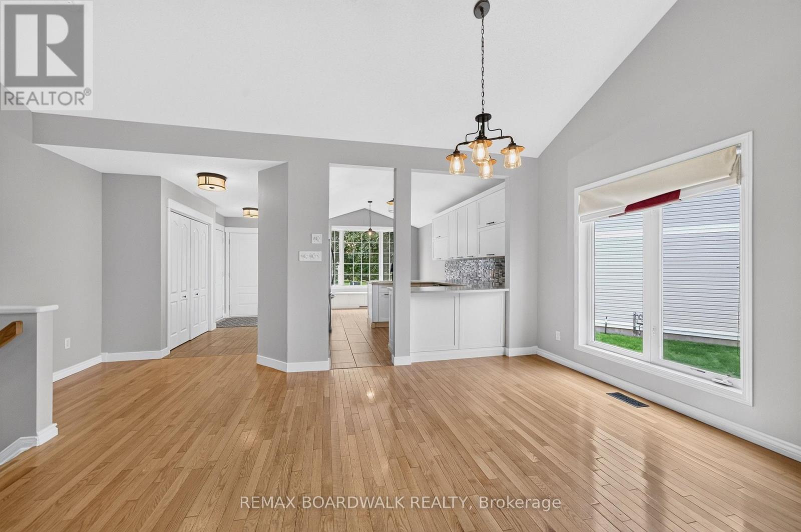 22 Burnstead Crescent Property Photo 6