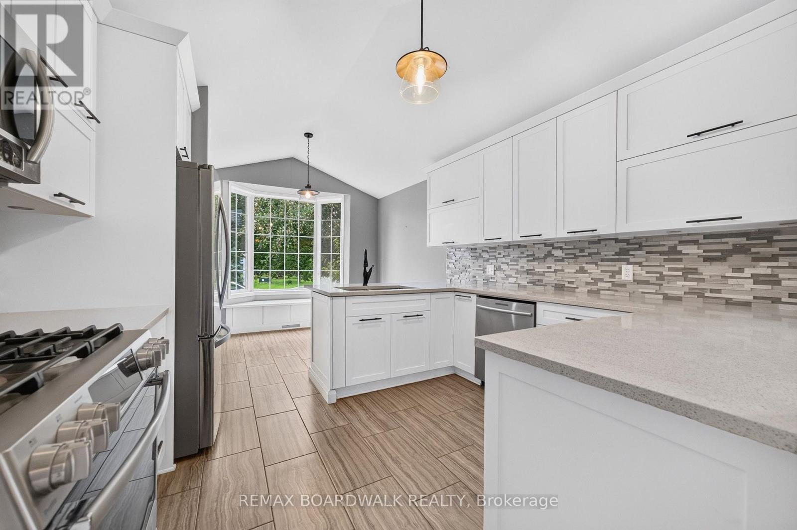22 Burnstead Crescent Property Photo 8