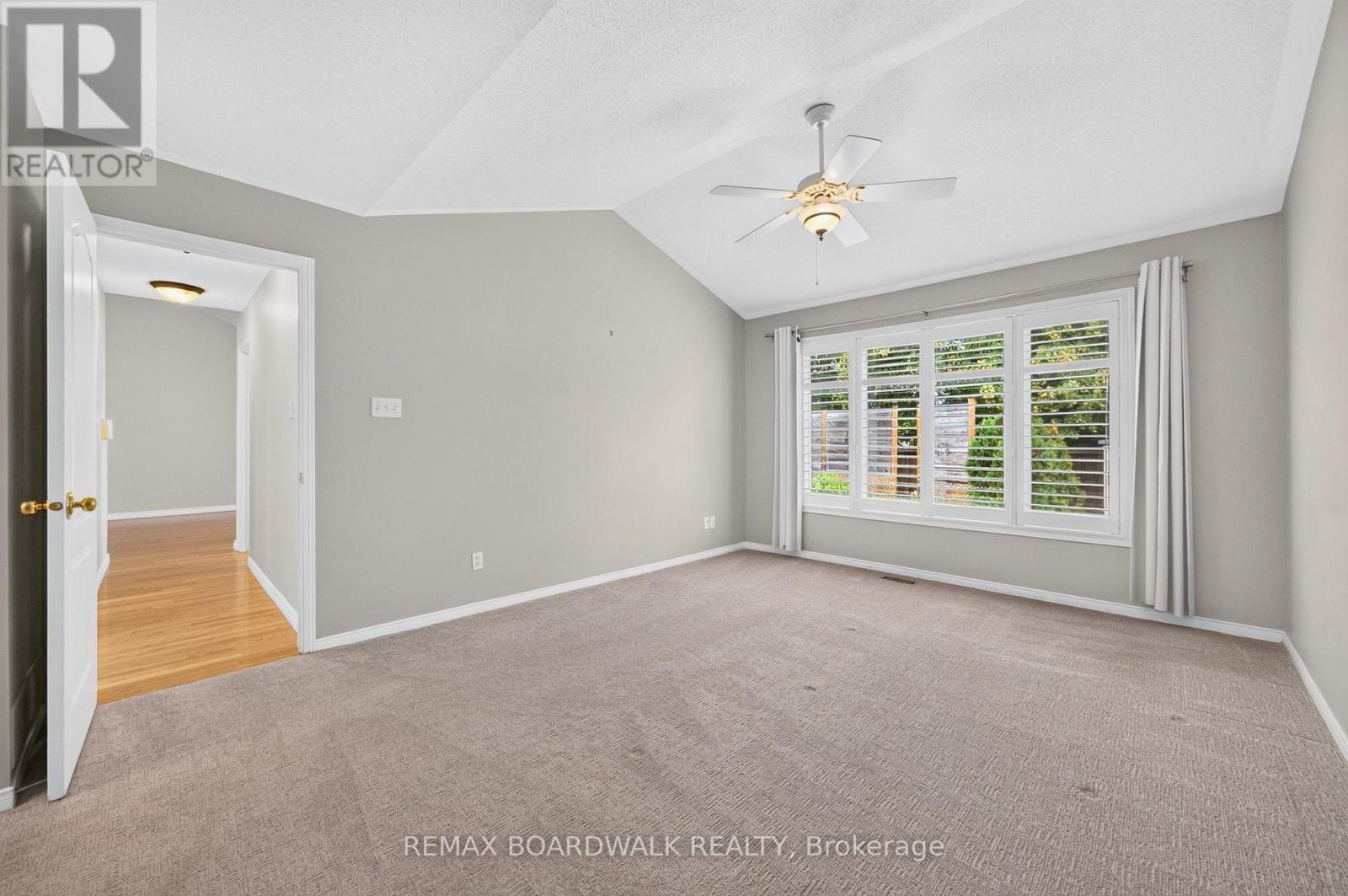 22 Burnstead Crescent Property Photo 15