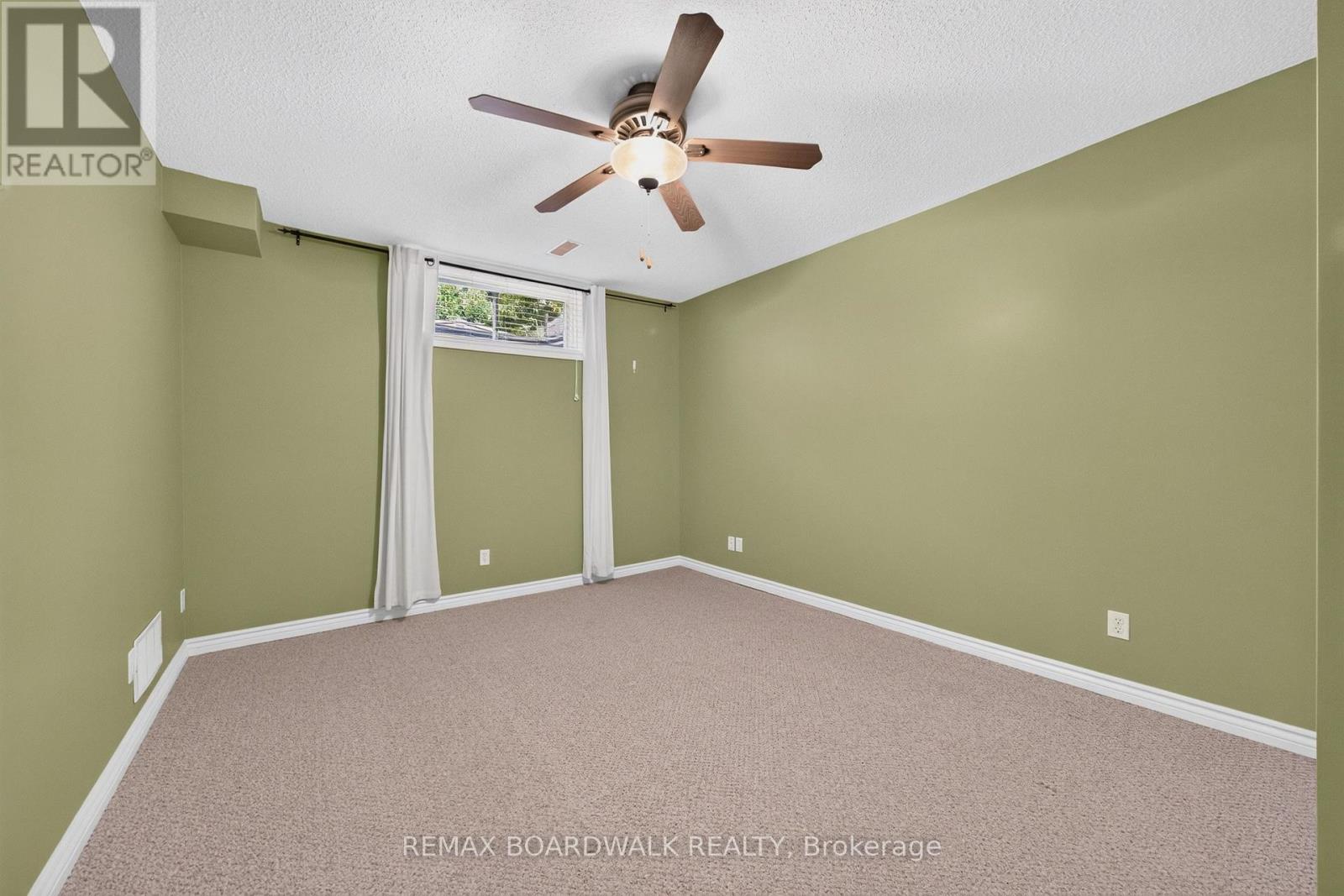 22 Burnstead Crescent Property Photo 27