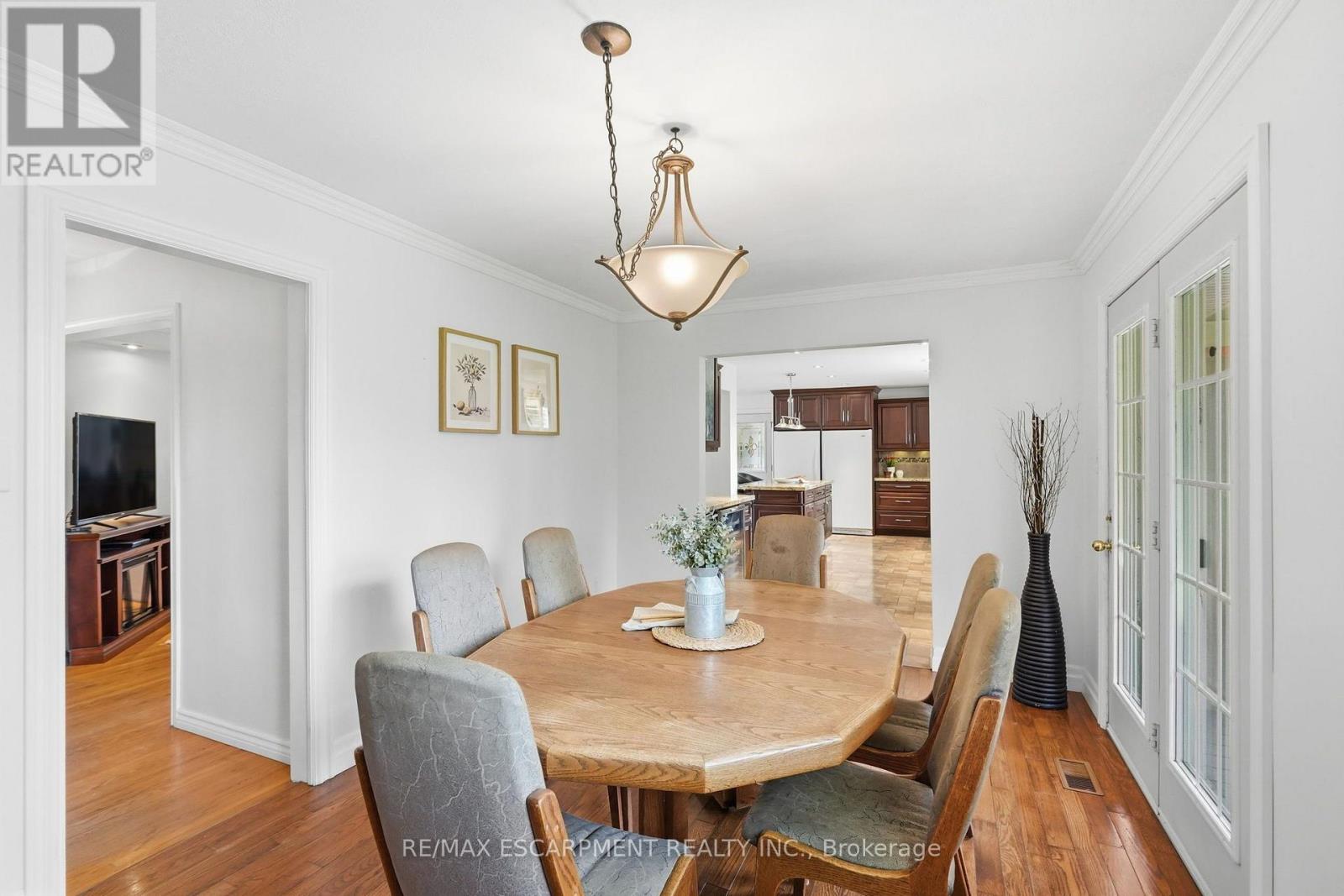 9784 Goodale Road Property Photo 7
