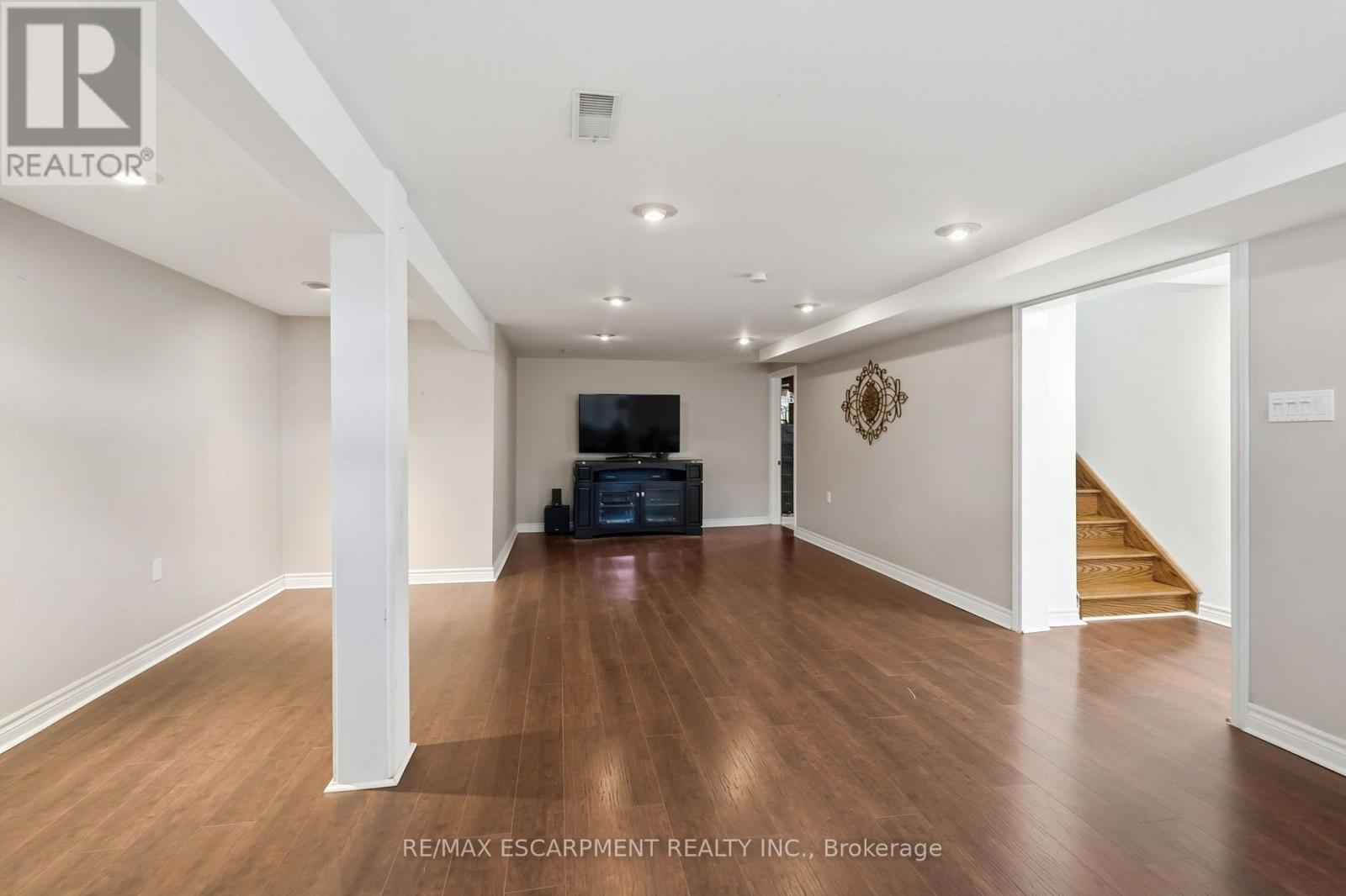 9784 Goodale Road Property Photo 27