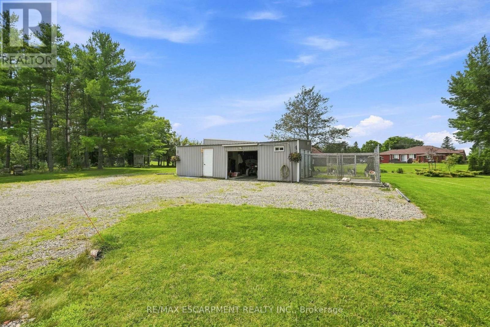 9784 Goodale Road Property Photo 41