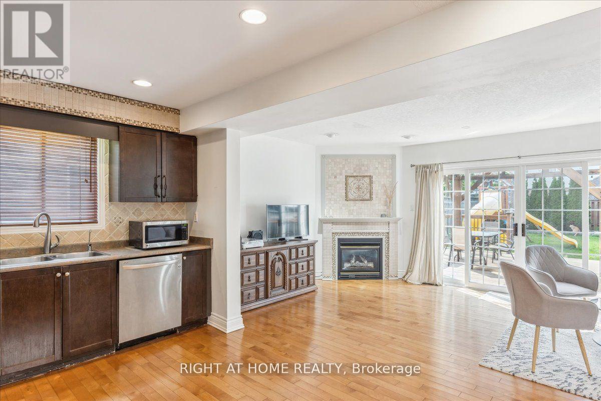 223 Grey Fox Drive Property Photo 6