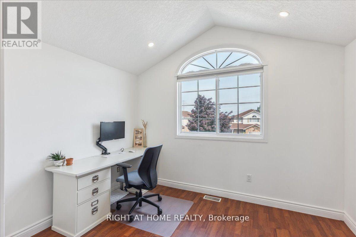 223 Grey Fox Drive Property Photo 13