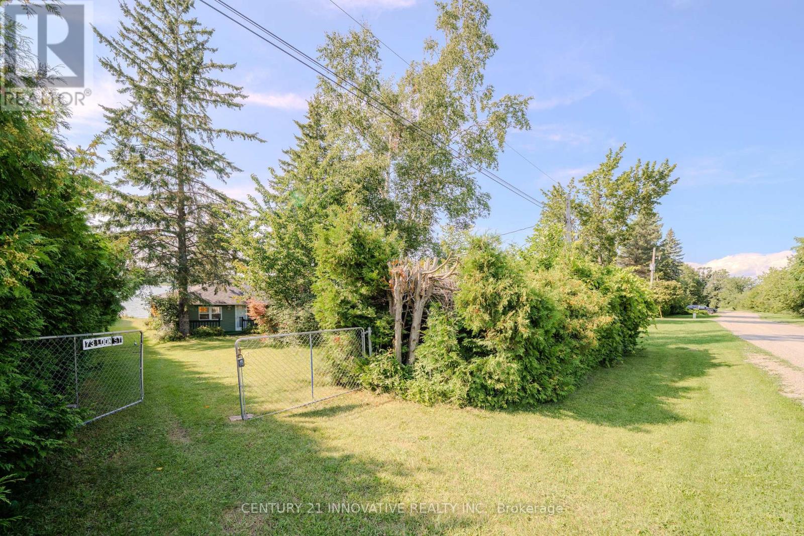 73 Loon Street Property Photo 1