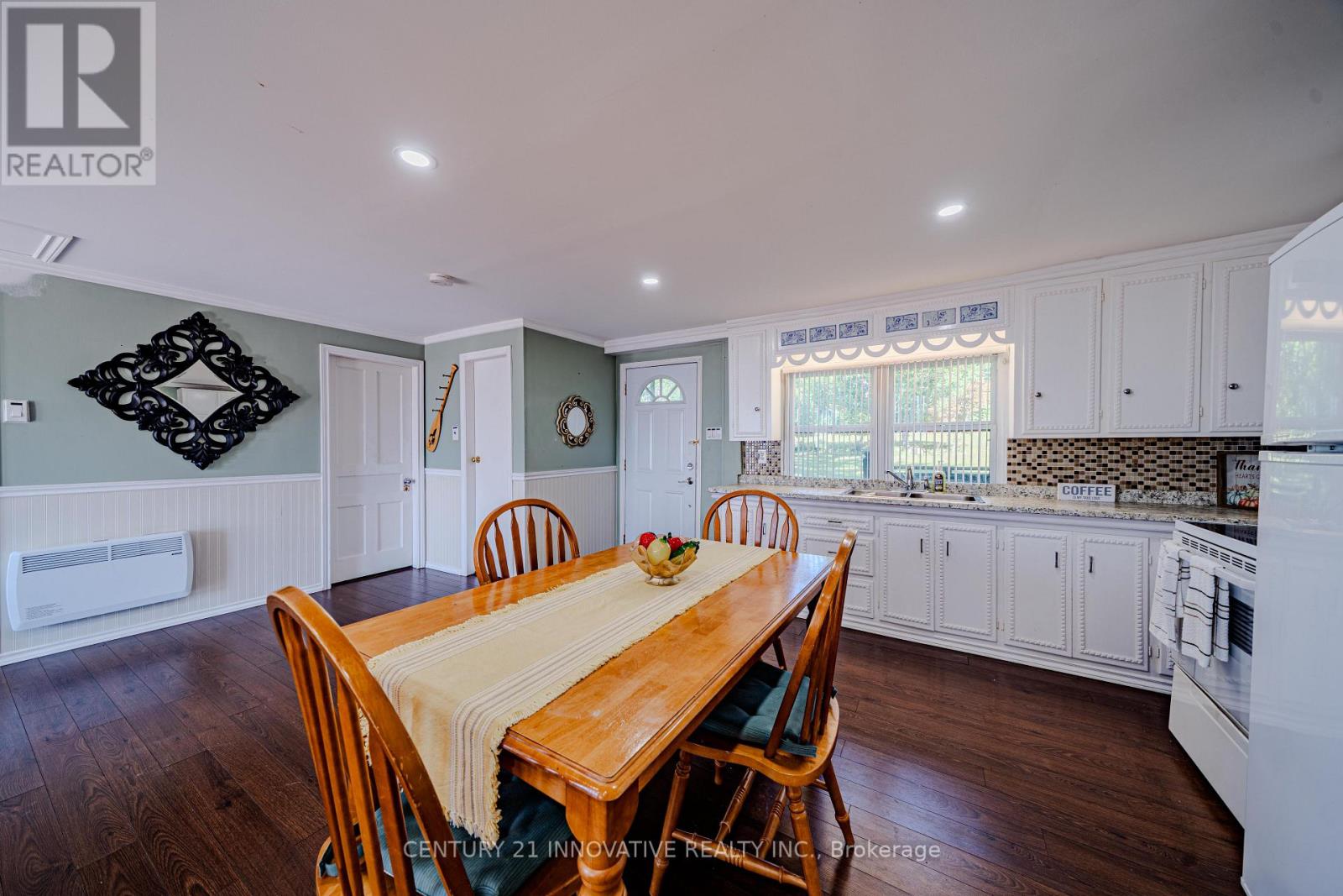 73 Loon Street Property Photo 19