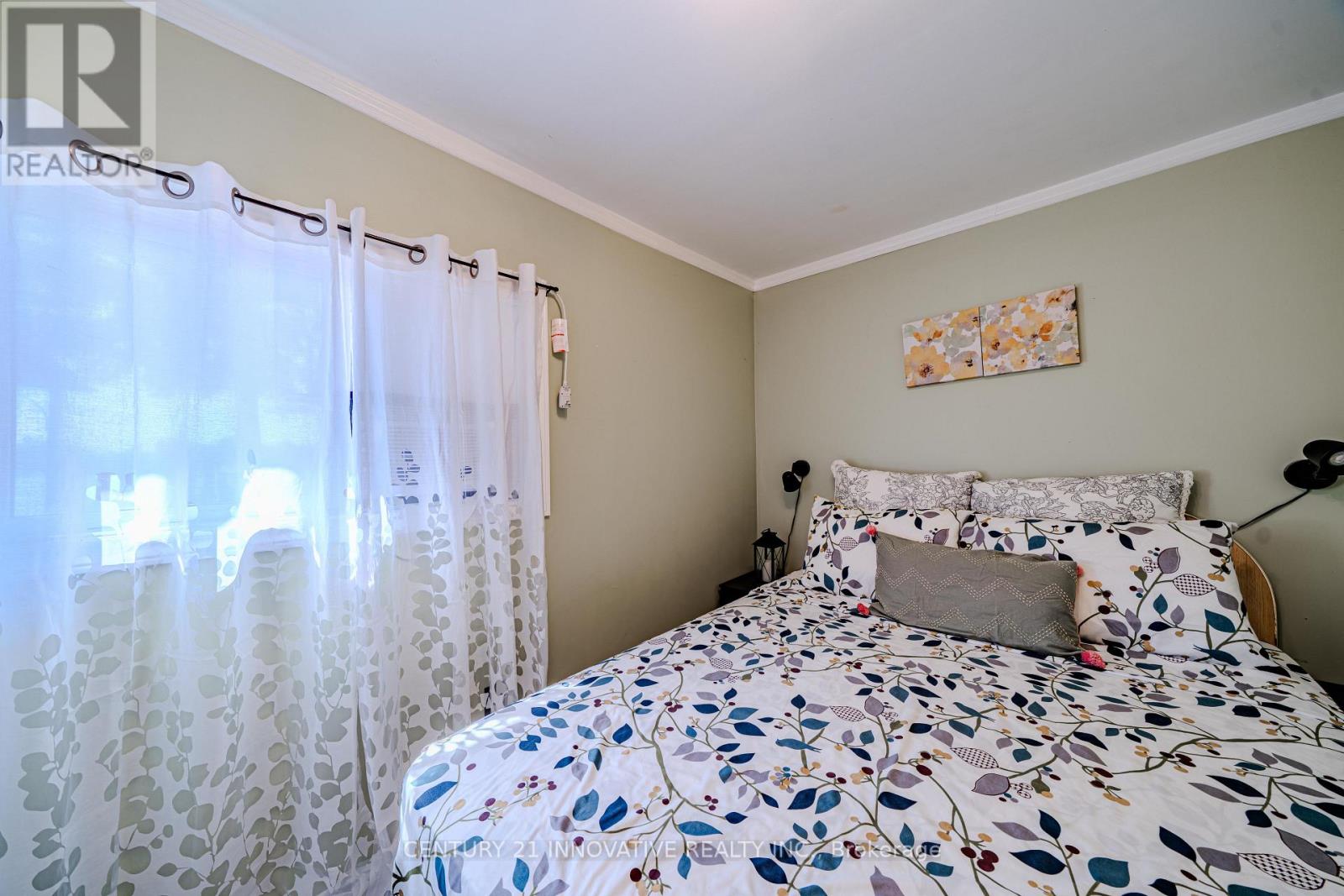 73 Loon Street Property Photo 29