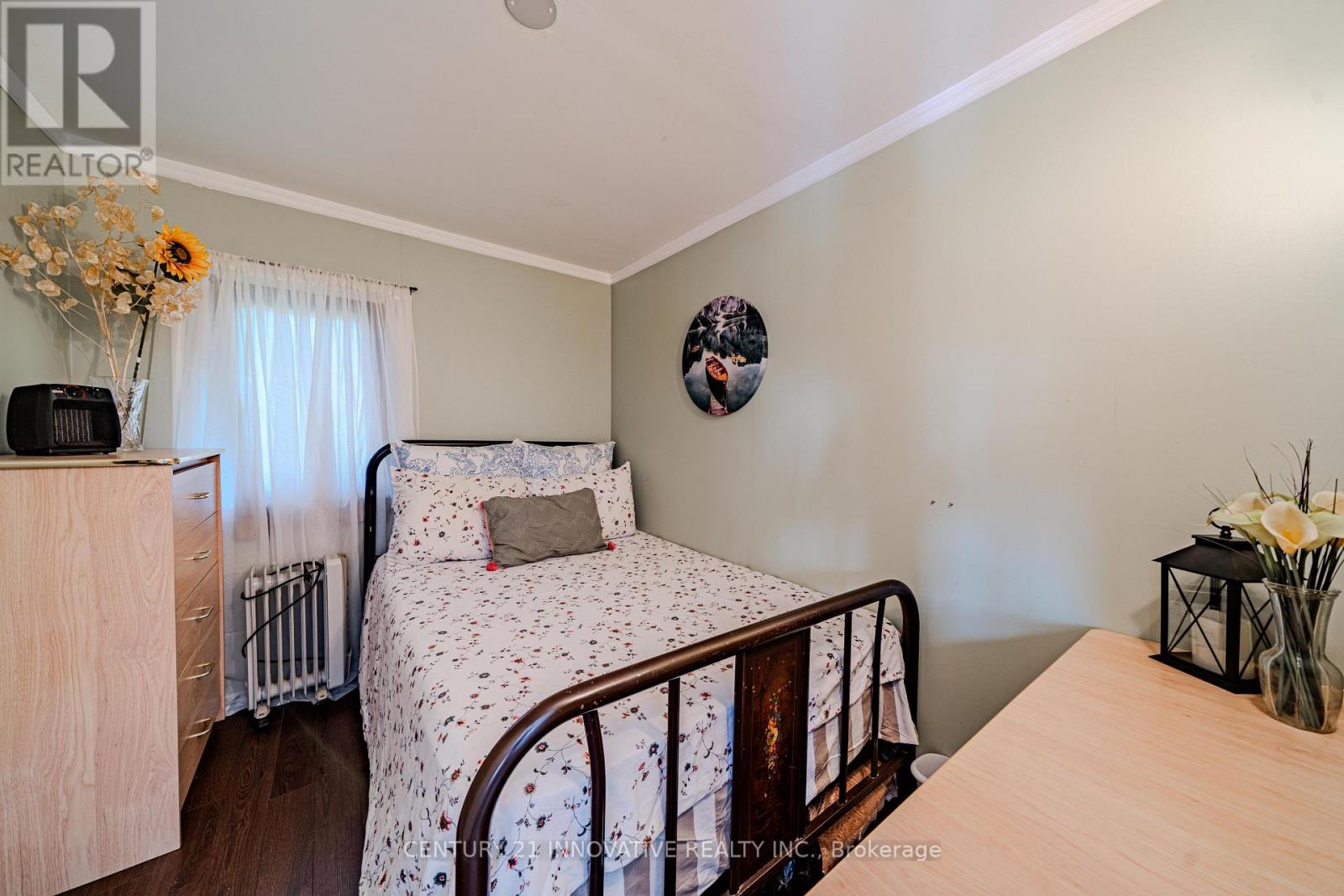 73 Loon Street Property Photo 30